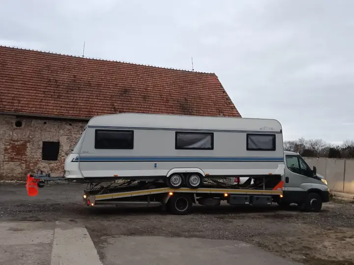 Přeprava obytného přívěsu